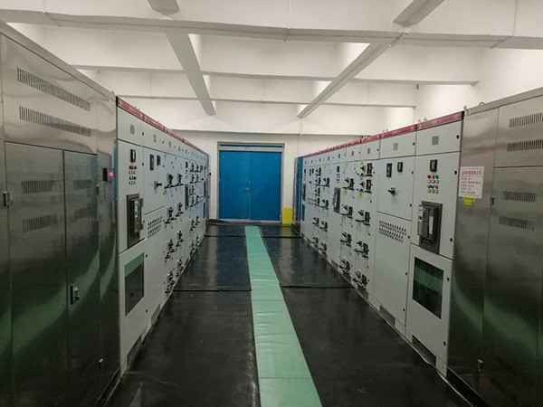 南京逸云注塑加工有限公司的输送